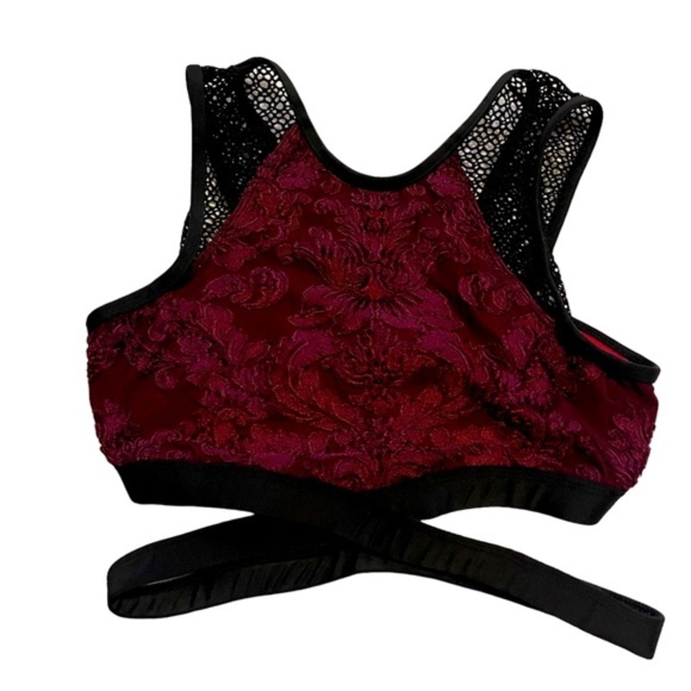 Kandi Kouture women’s dance/bra top size adult large